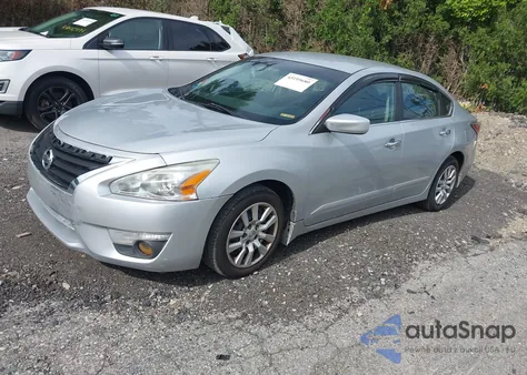2015 Nissan Altima 2.5 S from USA, damaged, VIN 1N4AL3AP3FN872375